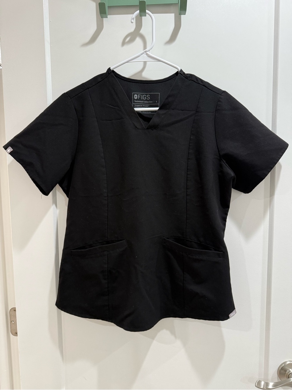 Figs Limited Edition Scrub Top Black Small